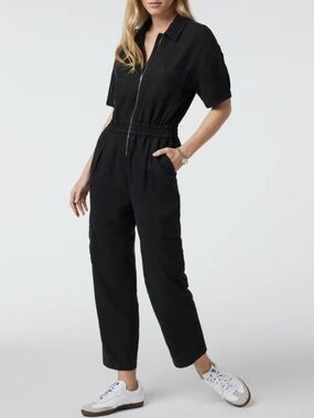 VUORI Coastline Front Zip Jumpsuit Size Small